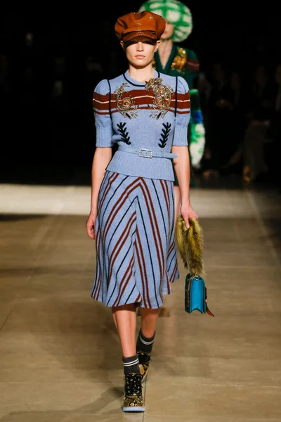 Look 6